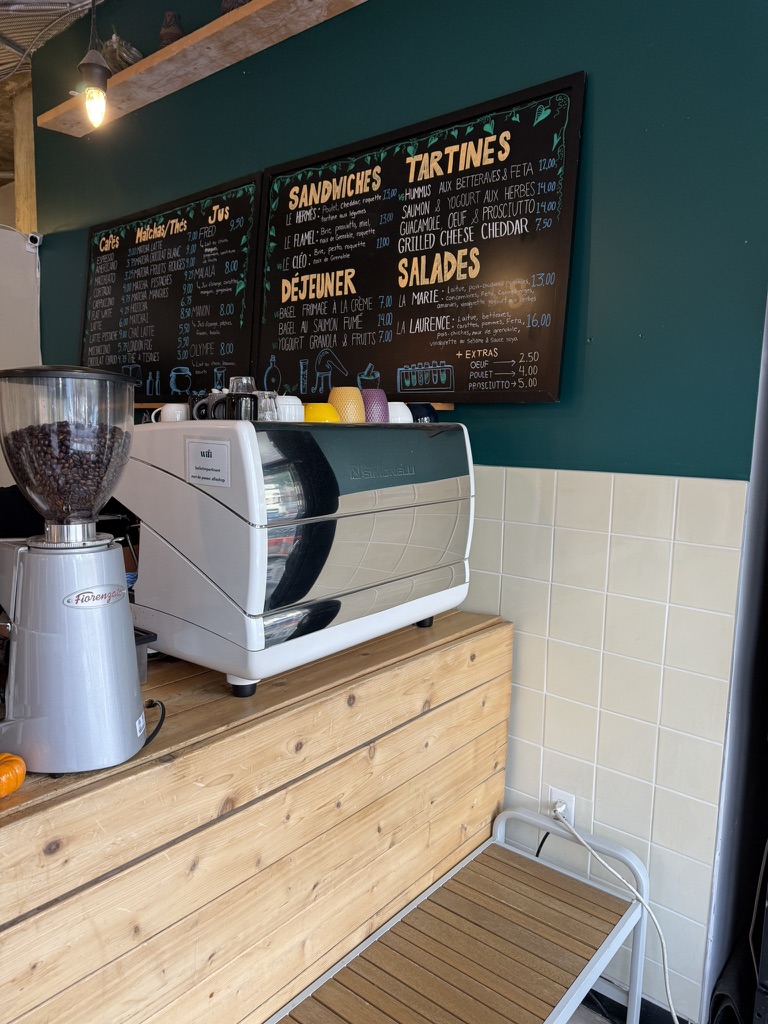 Les Alchimistes Café